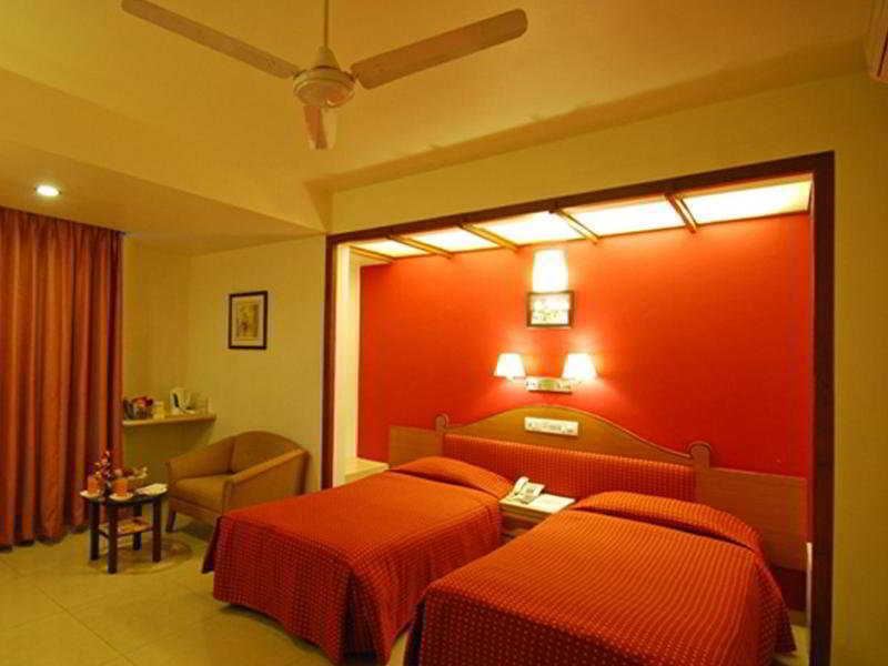 Hotel Park Central Koregaon Park Pune Ruang foto
